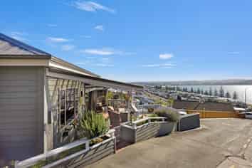 9 Kowhai Road, Napier Hill