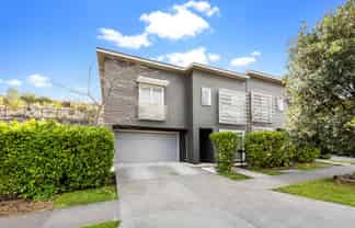 153 Barbarich Drive, Stonefields