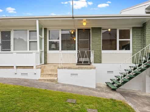 2/30 Halston Road, Mount Eden