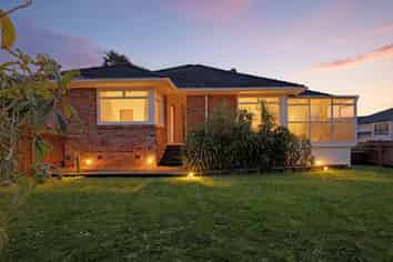 78 Divich Avenue, Te Atatu South