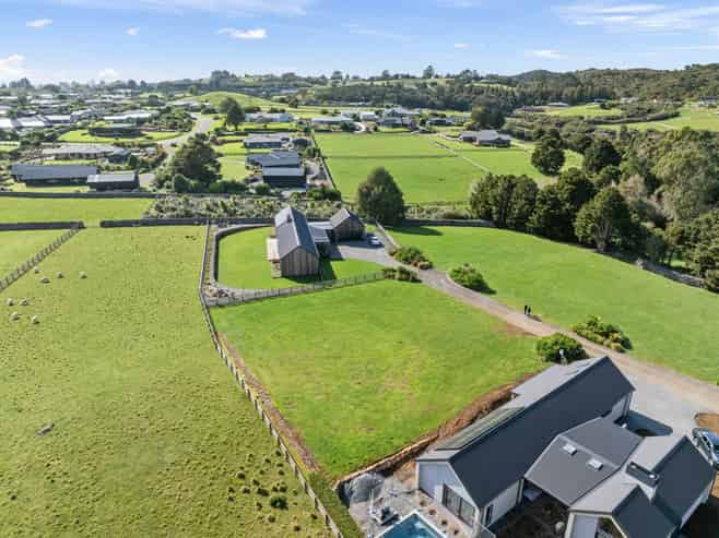 3 Clover Lane, Kamo