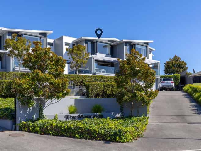 2/5 The Moorings, Taupo