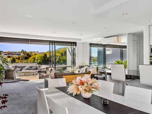 2/5 The Moorings, Taupo