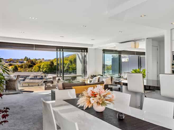 2/5 The Moorings, Taupo