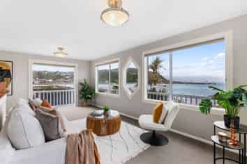 118 Owhiro Bay Parade, Owhiro Bay
