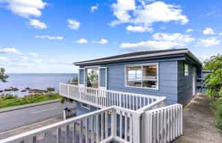 118 Owhiro Bay Parade, Owhiro Bay