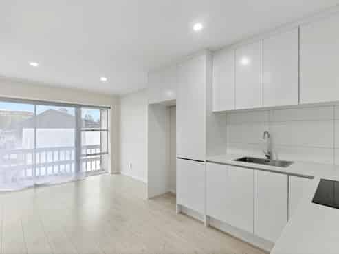 4/19 Locarno Avenue, Sandringham