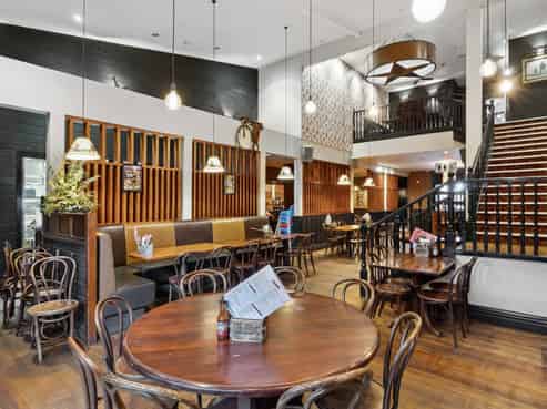 15 Year Lease - Modern Building - Prime Location