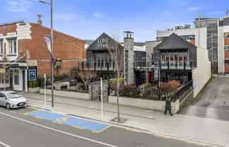15 Year Lease - Modern Building - Prime Location