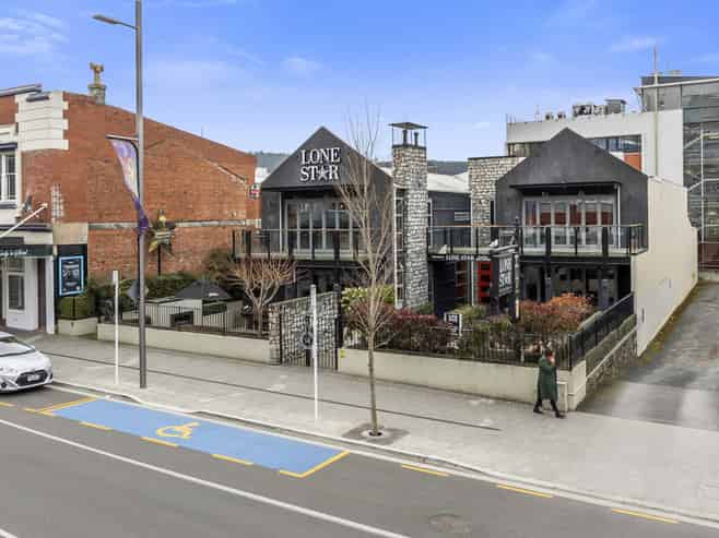 15 Year Lease - Modern Building - Prime Location