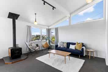 9 Alwyn Place, Newlands