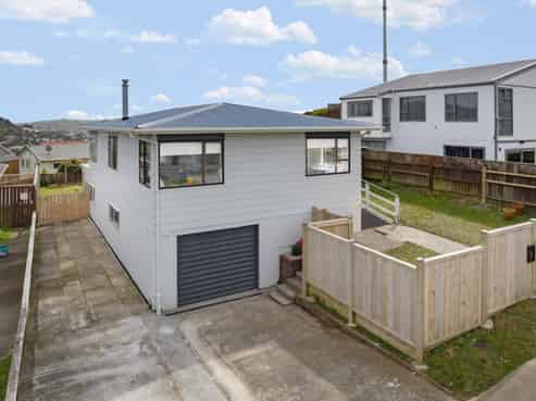 32 Edgecombe Street, Newlands