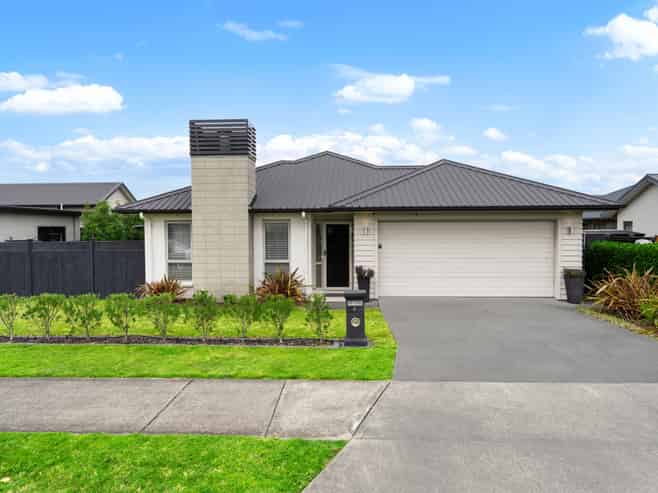 4 Kabardin Street, Karaka