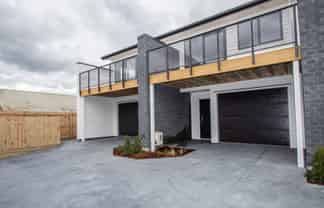 8/10 Charlemont Street, Whitiora