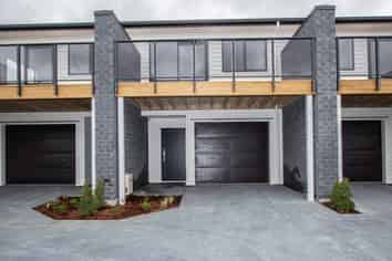 8/10 Charlemont Street, Whitiora