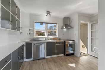 55 Karaka Crescent, Levin