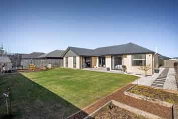 5 Feather Place, Rolleston