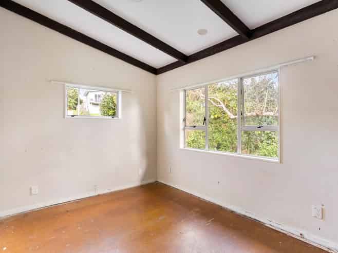 11 Poplar Road, Stanmore Bay