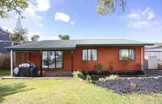 2/235 Glengarry Road, Glen Eden