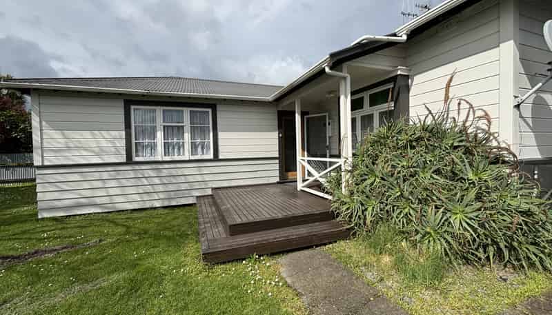30 Lyndhurst Street, Takaro