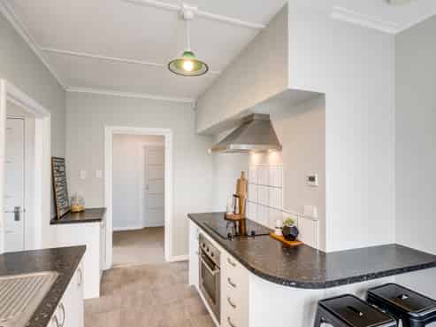 1/40 Russell Road, Marewa