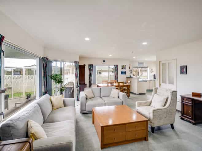 21 Alderney Way, Taradale