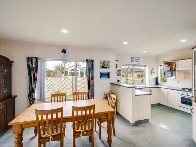 21 Alderney Way, Taradale