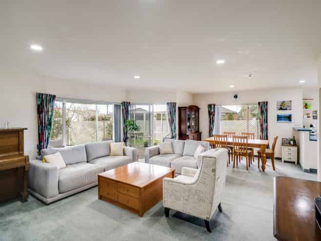 21 Alderney Way, Taradale