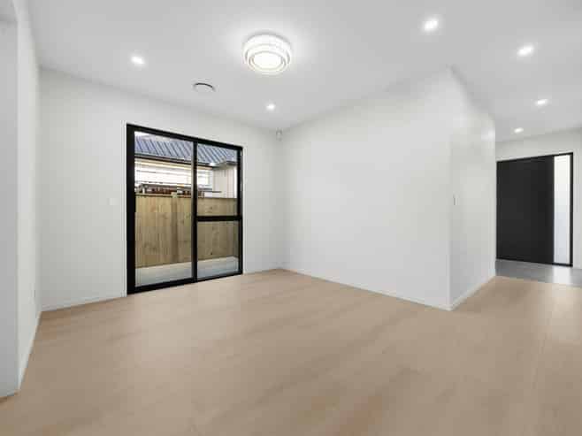 10 Bannockburn Road, Papakura