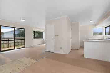 15 Balmoral Road, Tikipunga