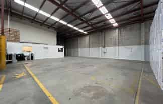 Practical Otahuhu Warehouse with Flexible Options