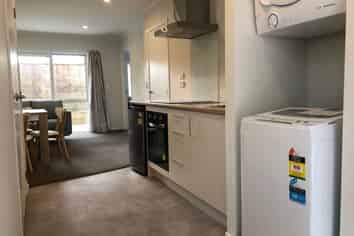 6/4 Rm B Hammond Street, Hamilton Central