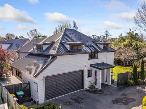 57A Yellowstone Crescent, Burwood