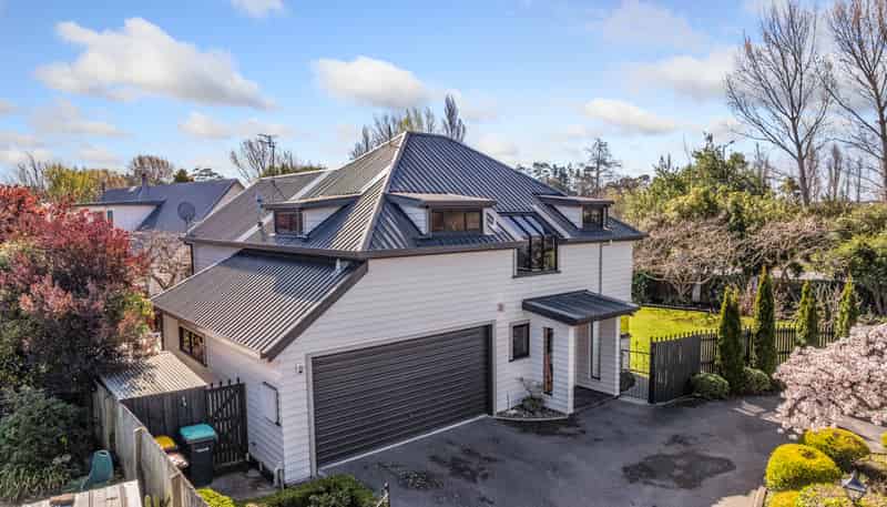 57A Yellowstone Crescent, Burwood
