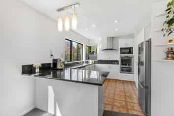 57A Yellowstone Crescent, Burwood