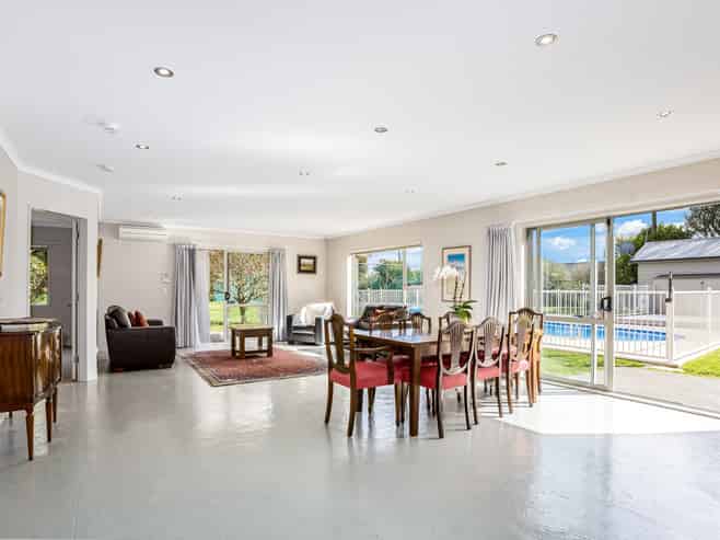 41-43 Greenaway Road, Waikanae