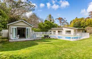 41-43 Greenaway Road, Waikanae