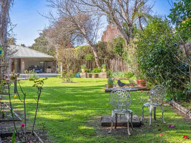 243 Te Moana Road, Waikanae