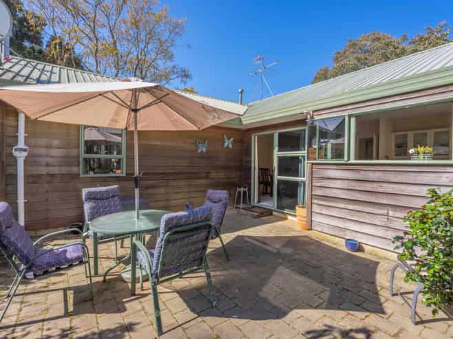 243 Te Moana Road, Waikanae