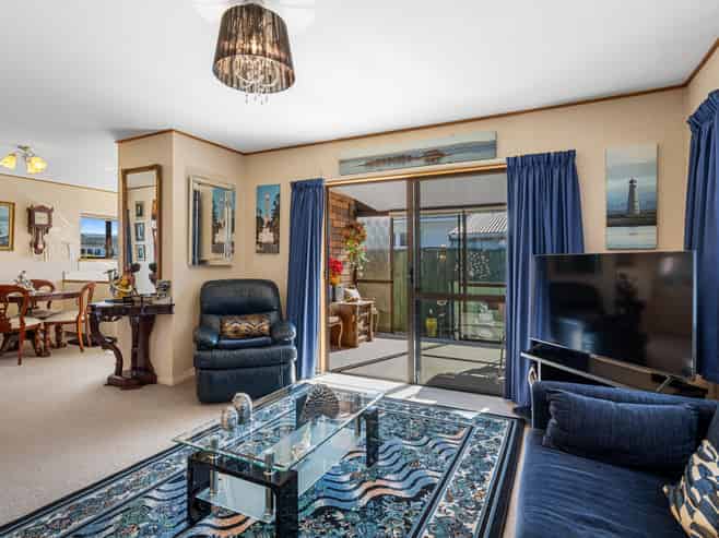 1/7 Fergusson Street, Stoke