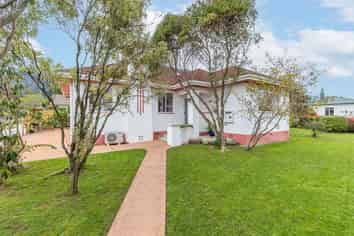 12 Emerson Street, Te Aroha