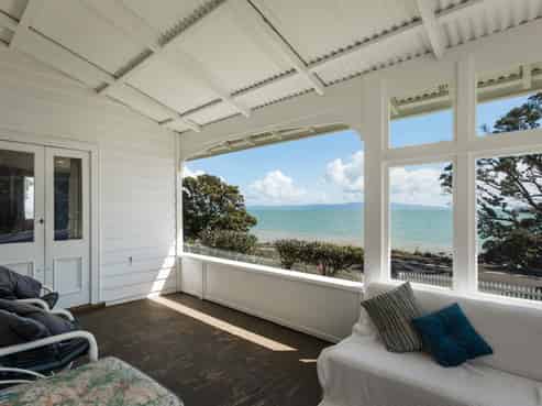 300 Thames Coast Road, Thornton Bay