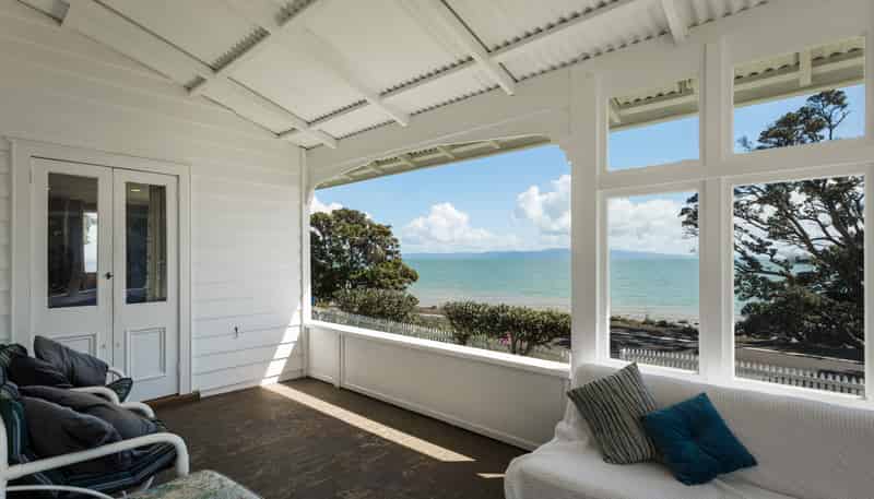 300 Thames Coast Road, Thornton Bay