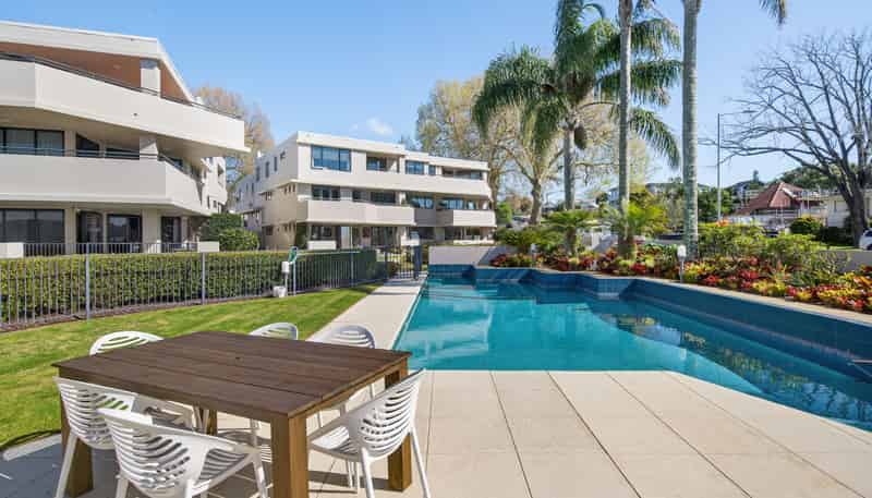 2/2 Sixth Avenue, Avenues