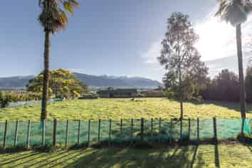 42B C & D Bayview Street, Kaikoura