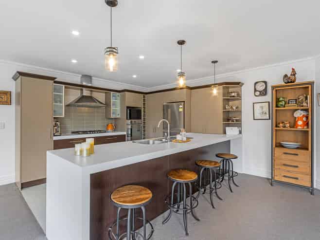 24 Date Crescent, Aidanfield