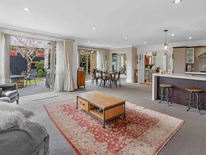 24 Date Crescent, Aidanfield