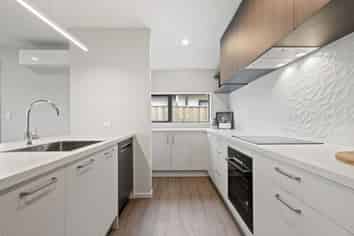 7 Duporth Rd, Rolleston