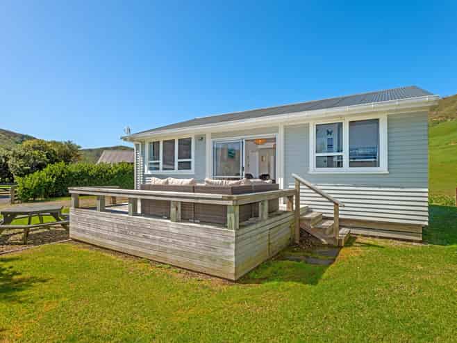 15B Ratau Street, Mahia