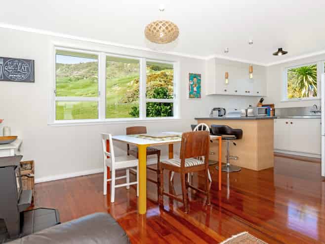 15B Ratau Street, Mahia
